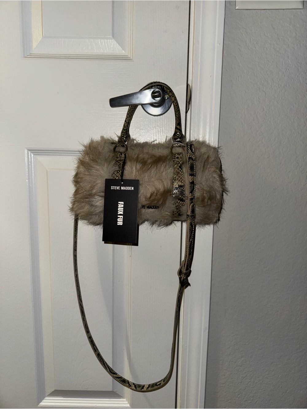Steve Madden Faux Fur Snake Print Crossbody HandBag New with Tags